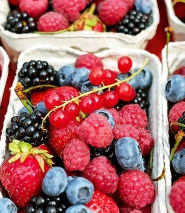 berries-1546125_640
